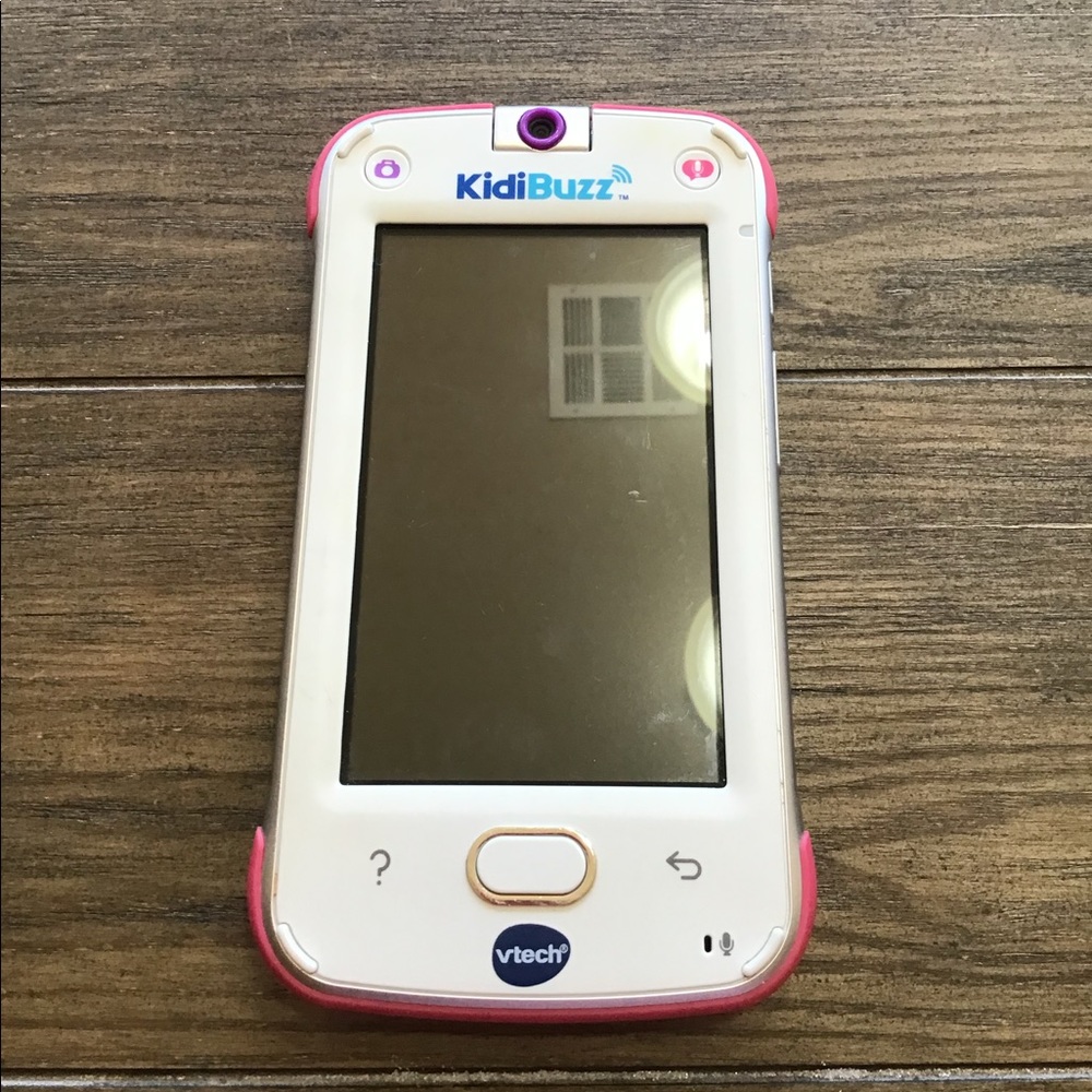 Kidibuzz toy phone. download games,text friends,take photos.